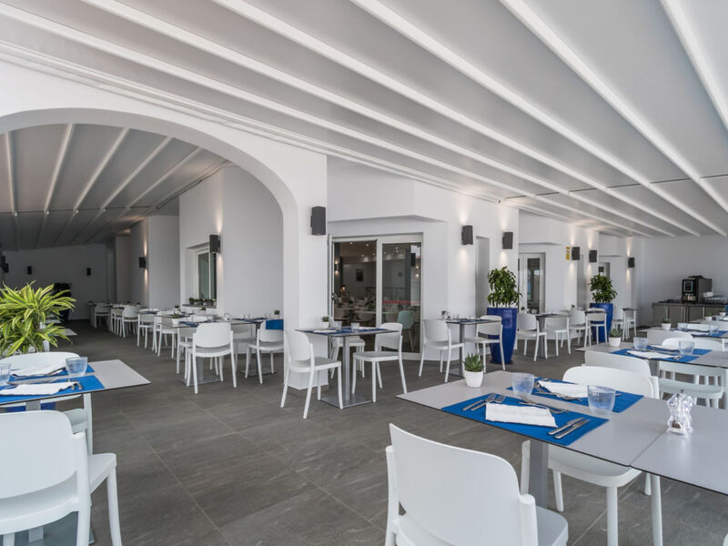 Aparthotel Esquinzo Y Monte Del Mar