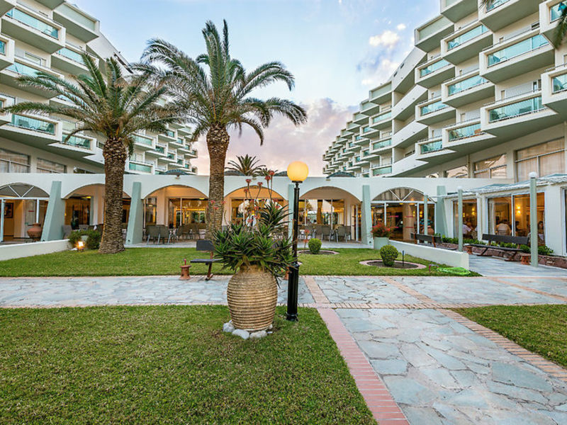 Apollo Beach Hotel
