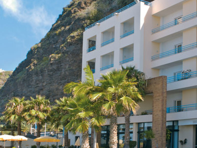 App. Calheta Beach