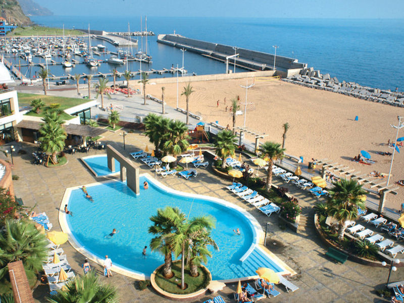 App. Calheta Beach