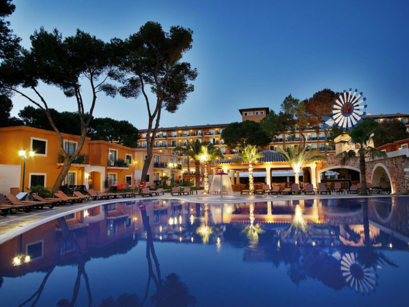 Appart. Barceló Pueblo Park