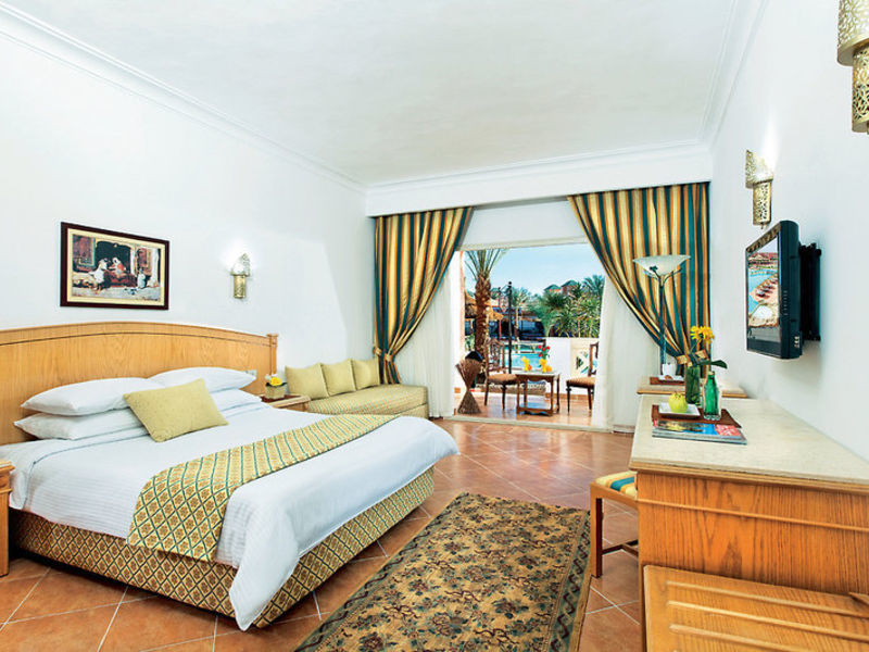 Aqua Vista Resort