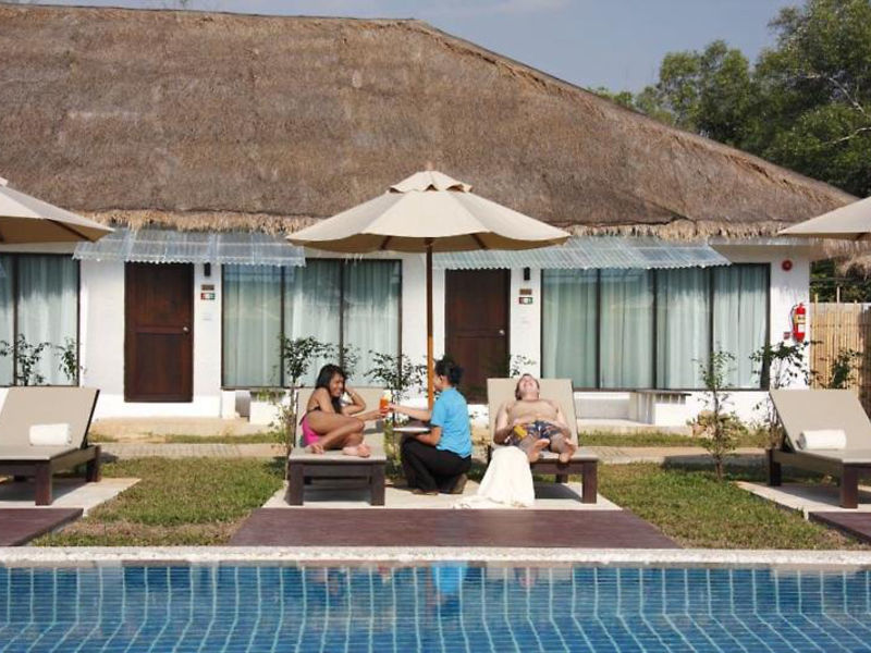 Aquamarine Resort & Spa