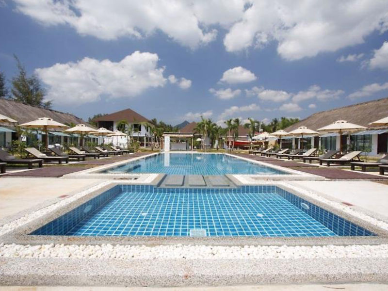 Aquamarine Resort & Spa