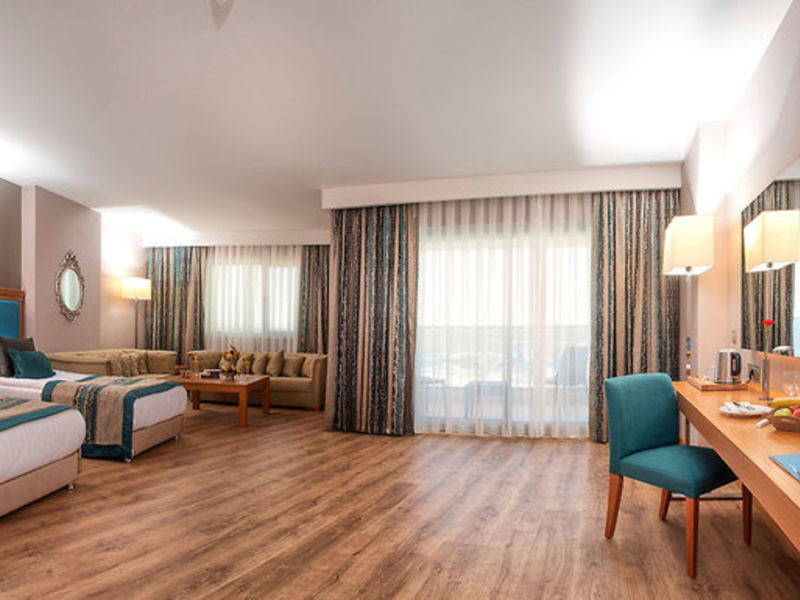 Aquasis Resort & Spa