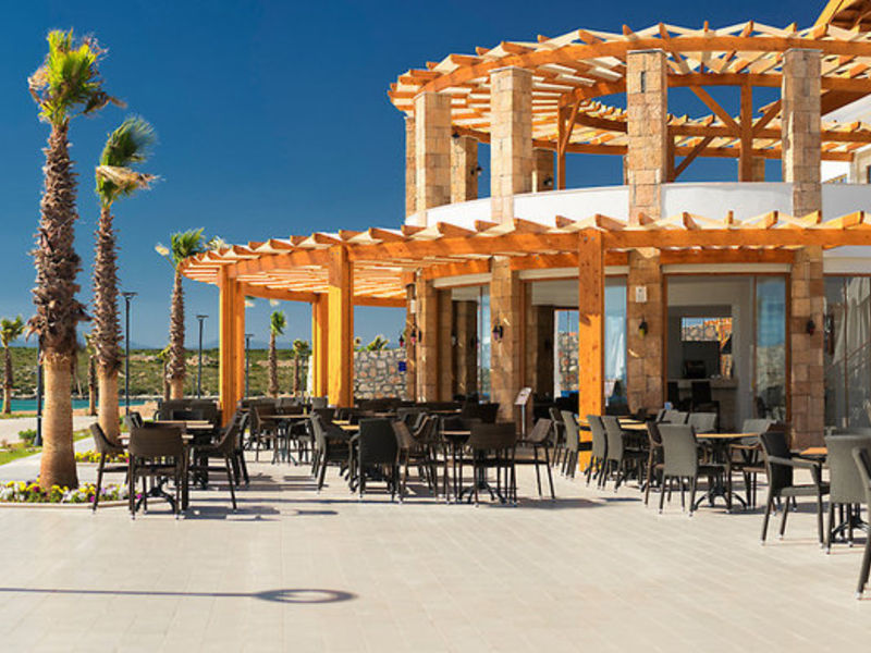 Aquasis Resort & Spa