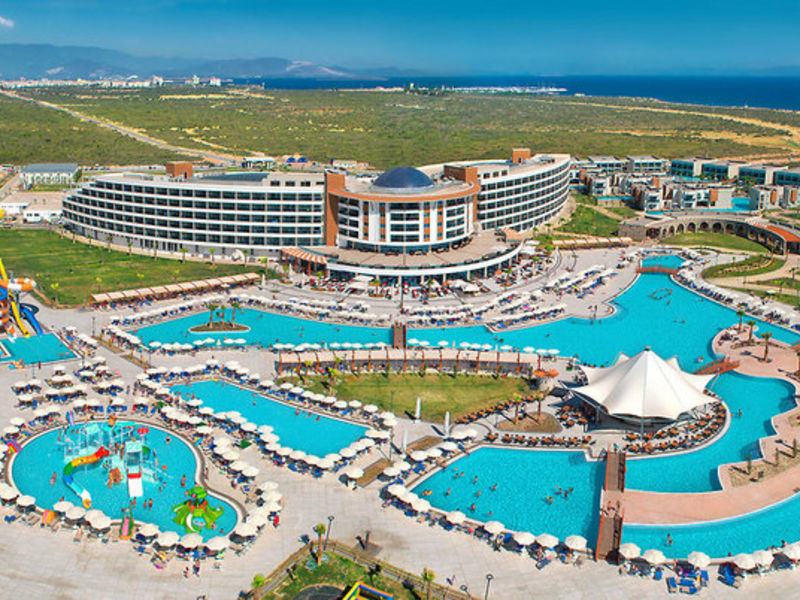 Aquasis Resort & Spa