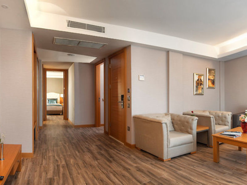 Aquasis Resort & Spa