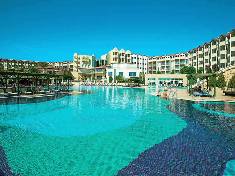 Arcanus Side Resort