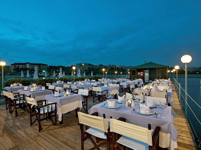 Arcanus Side Resort