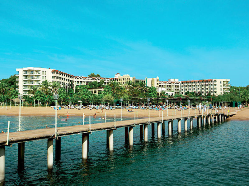 Arcanus Side Resort