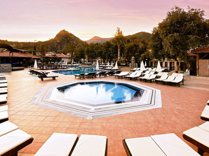 Asena Beach Hotel