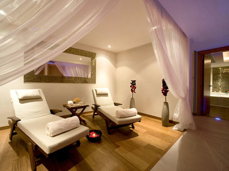 Asimina Suites Hotel