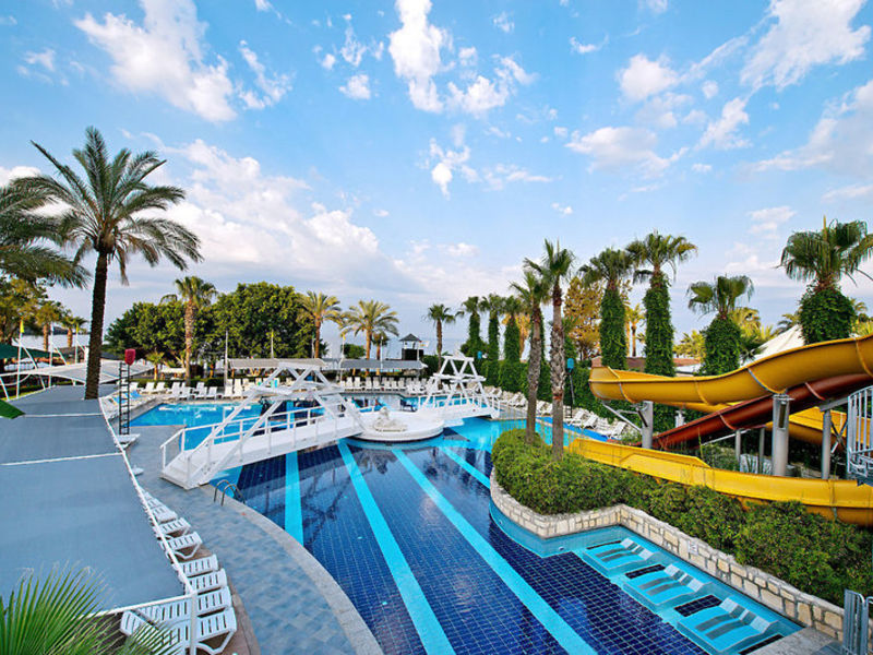 Aska Buket Resort & Spa