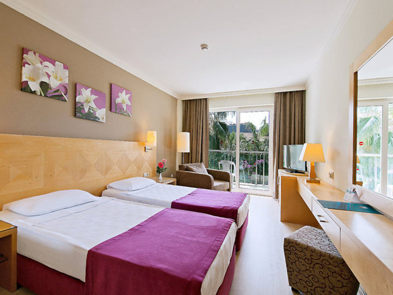 Aska Buket Resort & Spa
