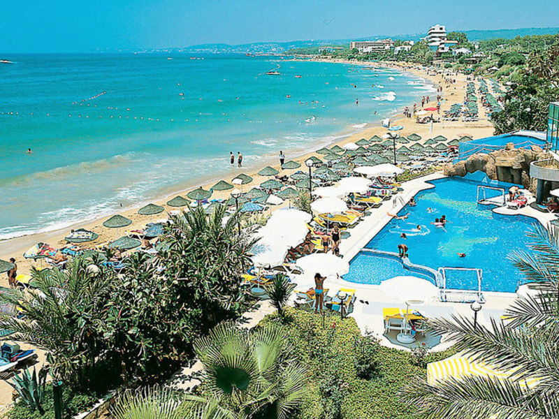 Aska Just in Beach Hotel