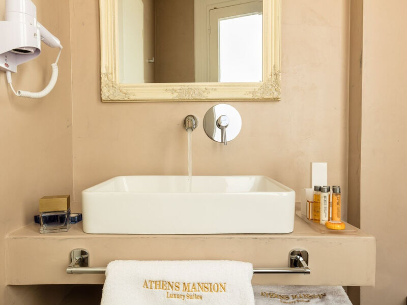 Athens Mansion Luxury Suites