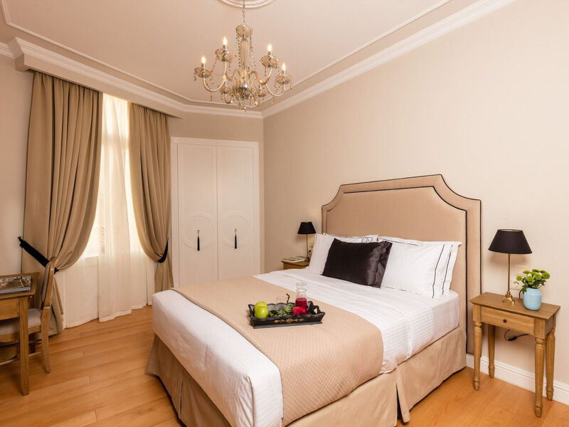 Athens Mansion Luxury Suites