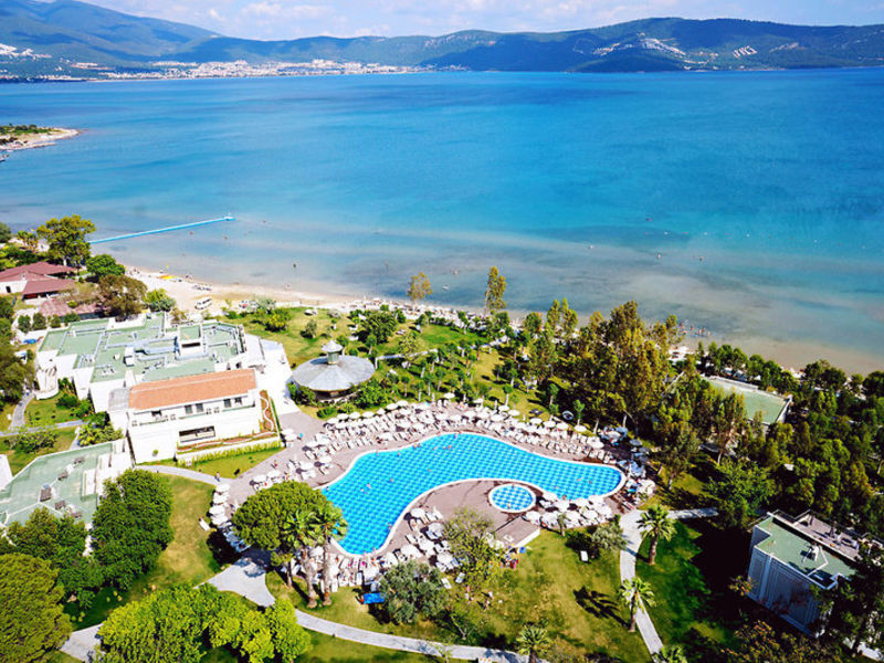 Aurum Spa & Beach Resort