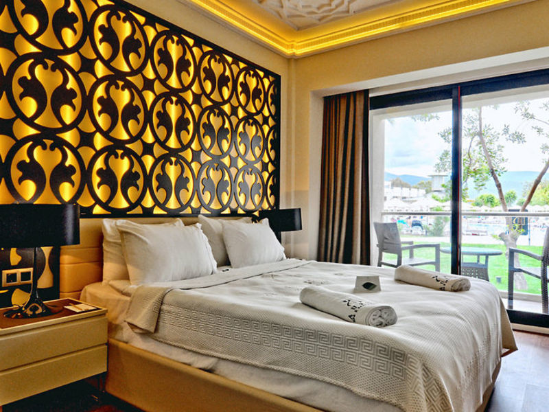 Aurum Spa & Beach Resort