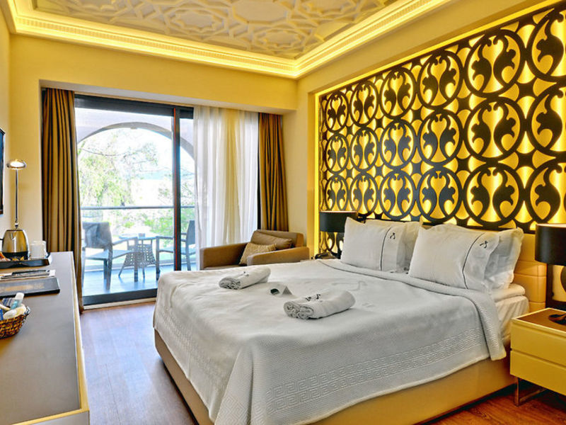 Aurum Spa & Beach Resort