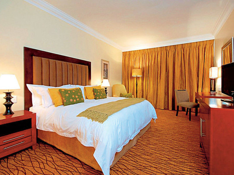 AVANI Windhoek Hotel & Casino