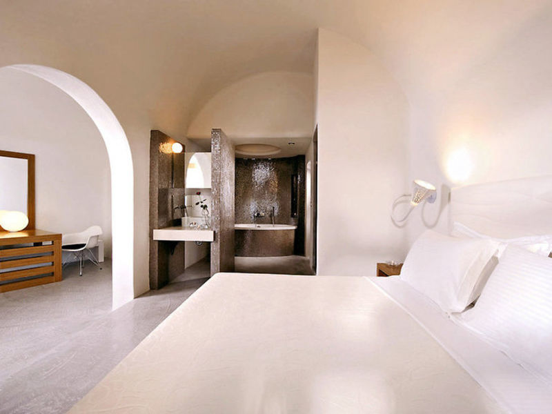 Avaton Resort & Spa