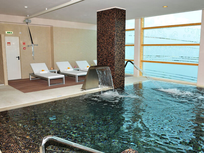 Axis Porto Business & Spa Hotel
