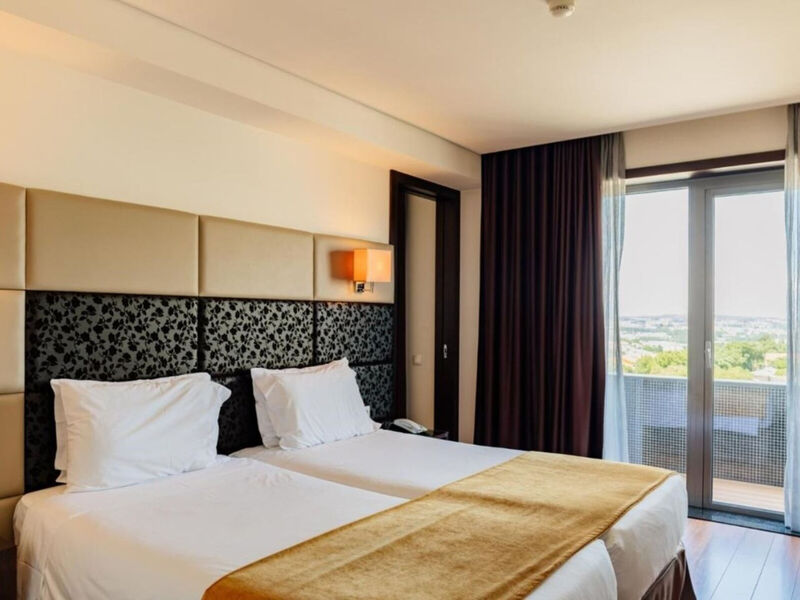 Axis Porto Business & Spa Hotel