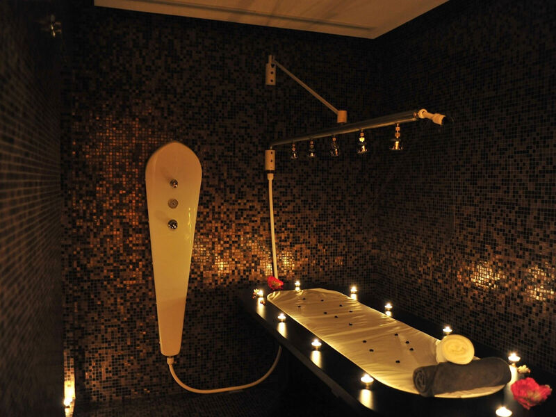 Axis Porto Business & Spa Hotel