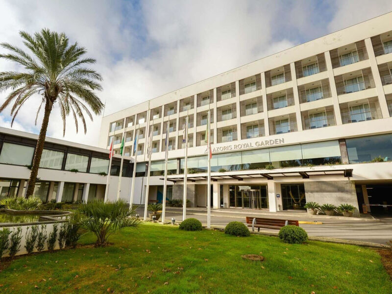Azoris Royal Garden
