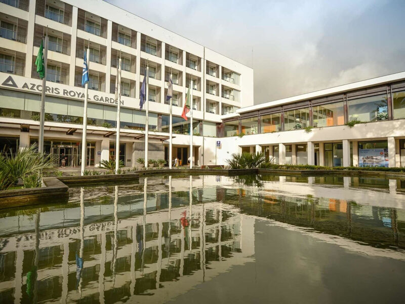 Azoris Royal Garden
