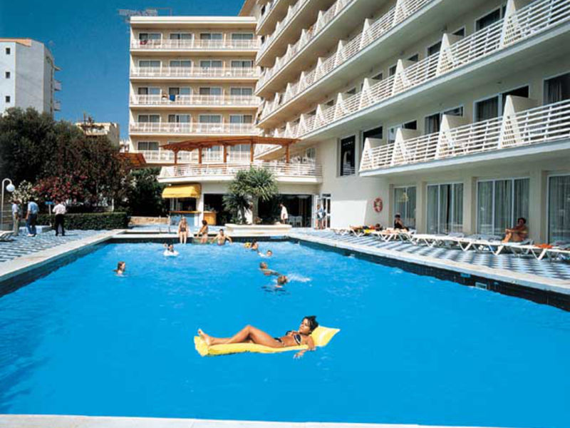azuLine Hotel Bahamas