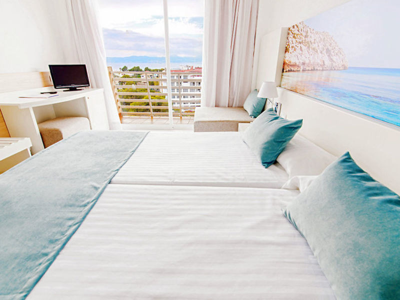 azuLine Hotel Bahamas