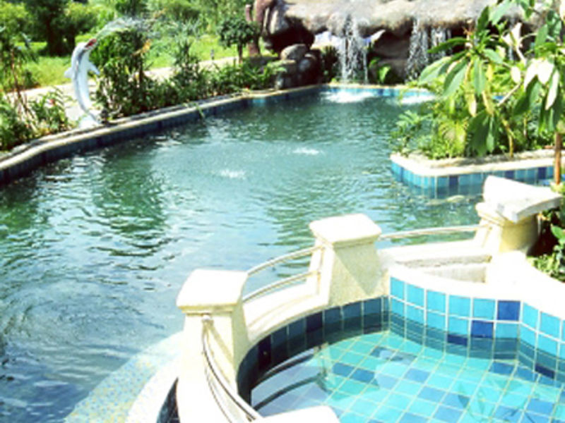 Baan Karonburi Resort