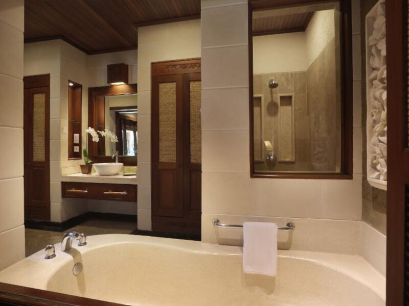 Bali Tropic Resort &Amp; Spa