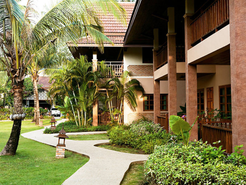 Bang Tao Beach Resort