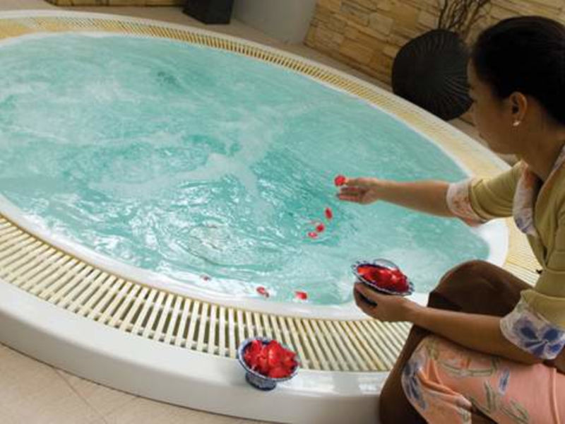 Banthai Beach Resort & Spa