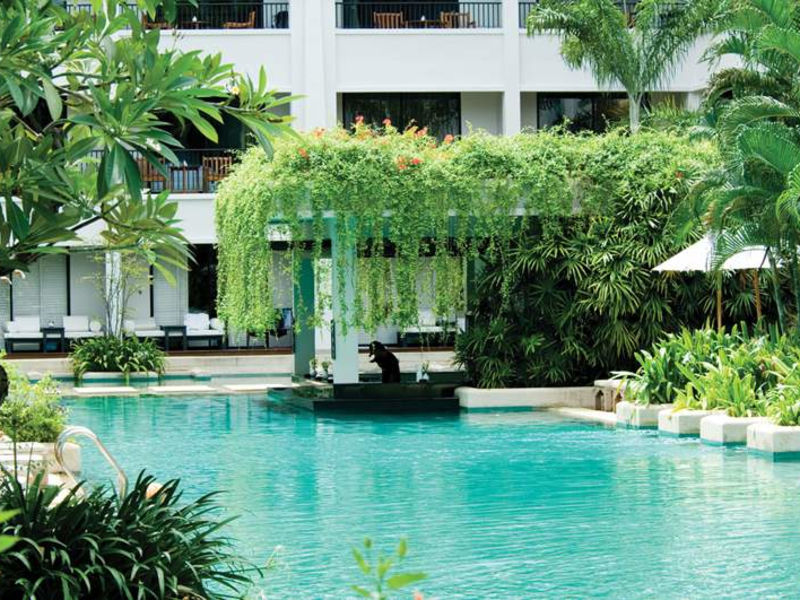 Banthai Beach Resort & Spa