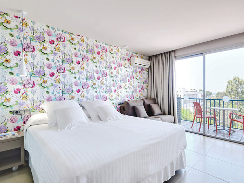 Barceló Pueblo Ibiza