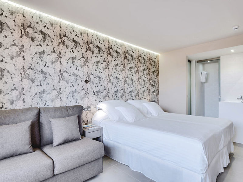 Barceló Pueblo Ibiza