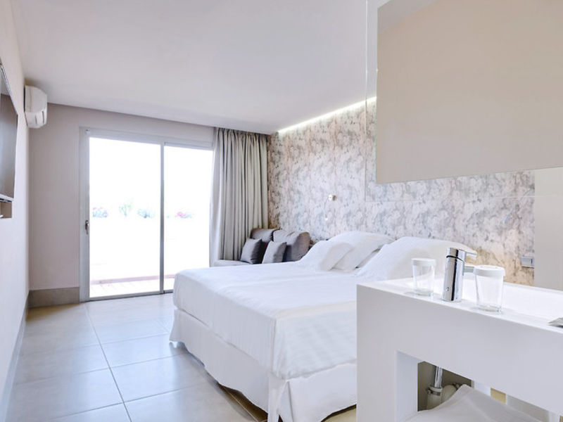 Barceló Pueblo Ibiza