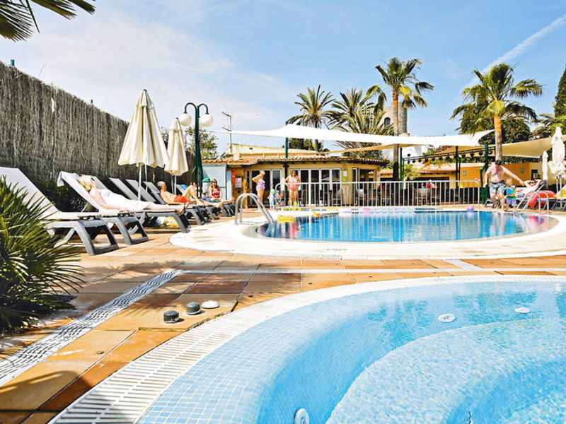 Barceló Pueblo Ibiza