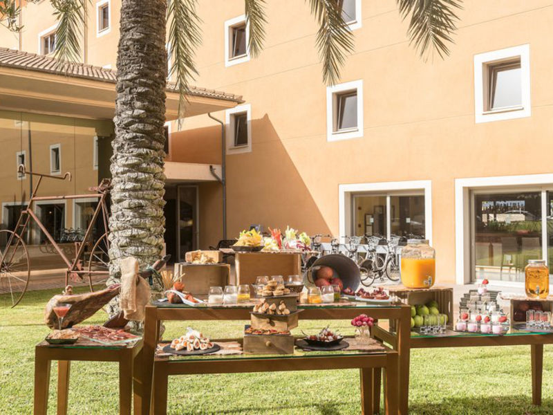 Barceló Pueblo Park
