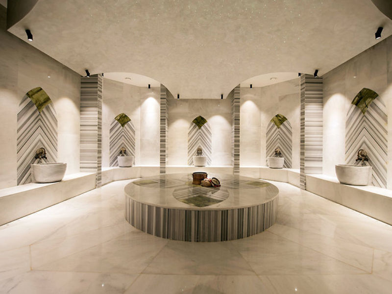 Barut Acanthus & Cennet