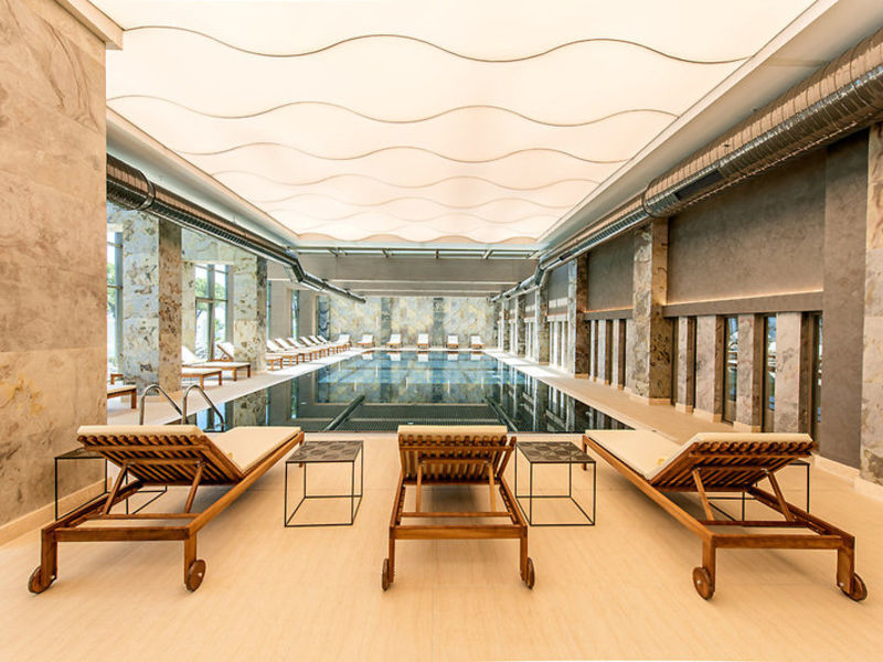 Barut Acanthus & Cennet