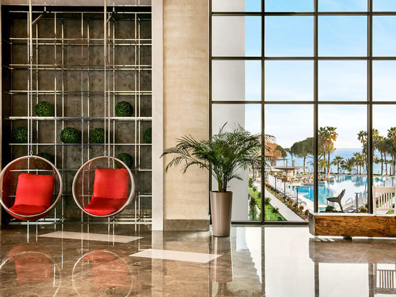 Barut Acanthus & Cennet