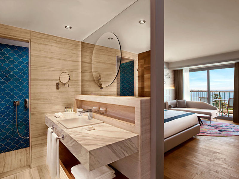 Barut Acanthus & Cennet