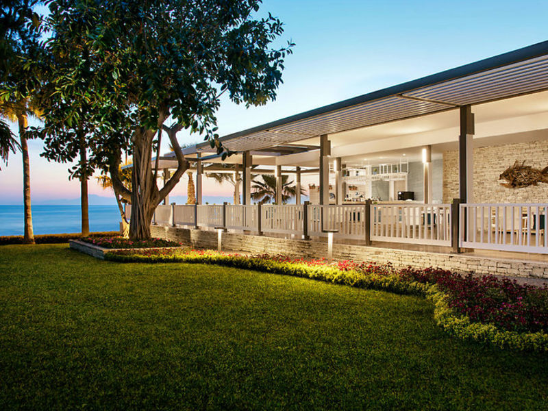Barut Acanthus & Cennet