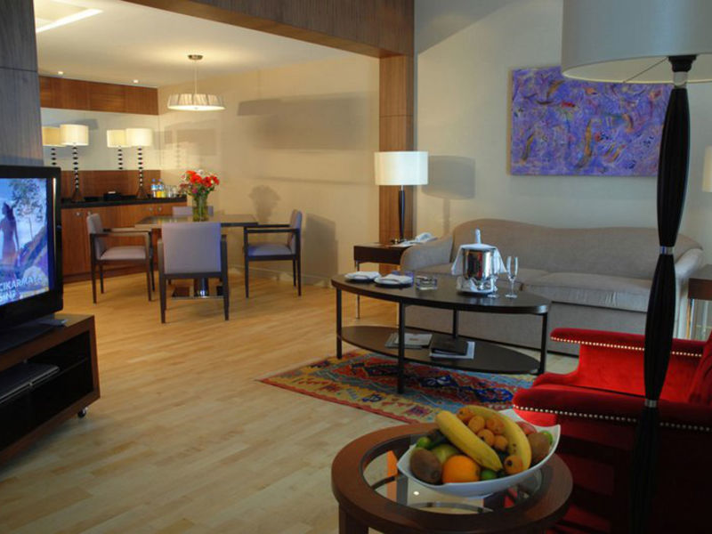 Barut Lara